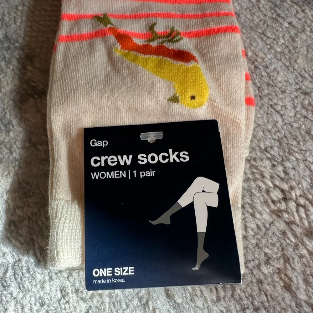 GAP Cream Socks with Bird and Pink Stripes